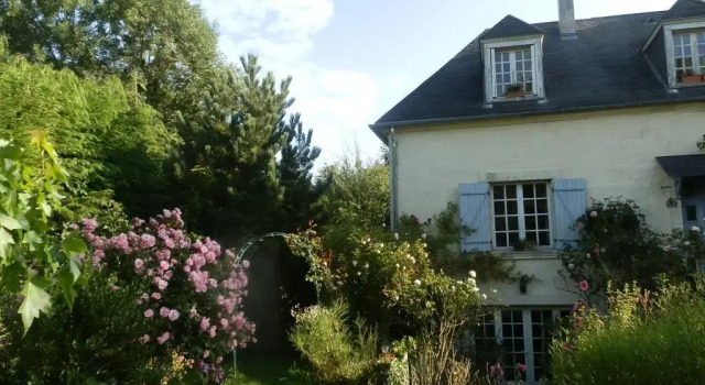 Le jardin d'Anita B&B, Book Bed and Breakfast Hotels in Normandy with Parking, Parking