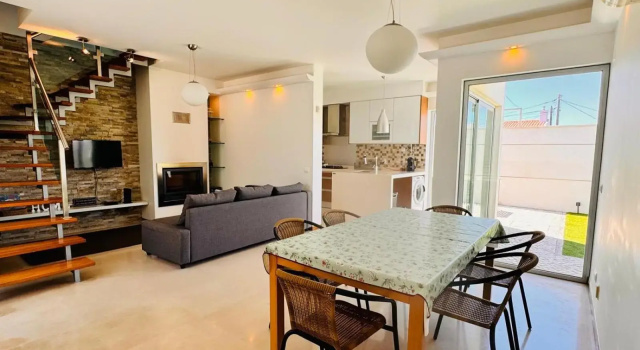 Alfarim House - close to Meco beach and Sesimbra