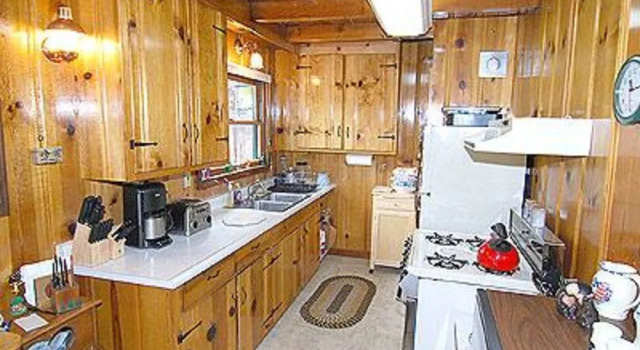 1207 Omalley Drive by RedAwning