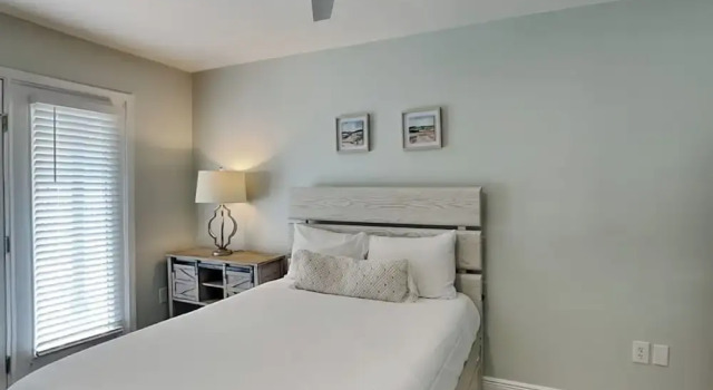 Serenity Cottage by Southern Vacation Rentals, Varaa Lomakoti Miramar Beach Emerald Coast