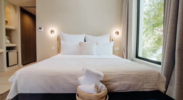 Полулюкс Thymises Boutique Hotel