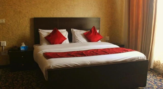 Hotel Ittehad Regency, Забронировать Отель Абботтабад провинция Хайбер-Пахтунхва