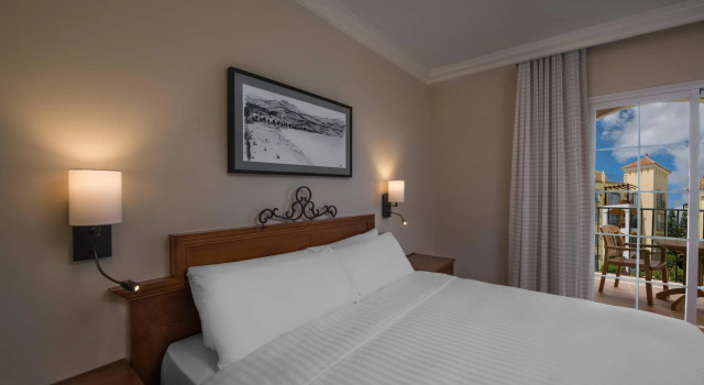 Двухместный номер Standard с балконом и с видом на сад Marriotts Playa Andaluza