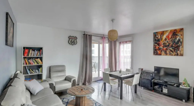 Апартаменты Chic apart with parking Southern Paris