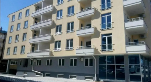 Adam's Apartment 1, Varaa Huoneisto Kladovo 