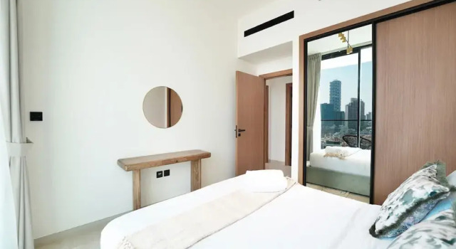 Easygo- Lux 2BR / Private Pool JVC Onyx