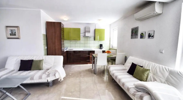 Апартаменты Deluxe Apartments Link