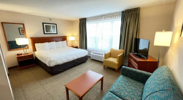 Люкс Smart Suites, an Ascend Collection Hotel