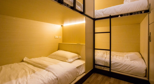 Кровать в общем номере (женский номер) Bed To Bangkok - Hostel