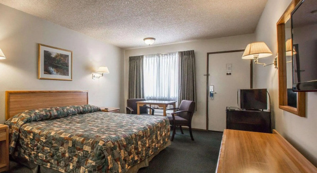 Двухместный номер Standard Palm Inn Hotel near Tyler Mall Riverside