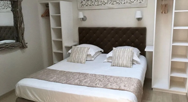 Hôtel Fleur de Ré, Rezerwuj Hotel Hotele w Charente-Maritime z basenem, Basen