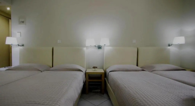 Трёхместный номер Diogenis Hotel