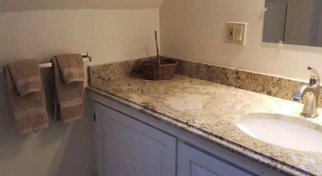 Коттедж 1860 House Inn and Vacation Rental Home