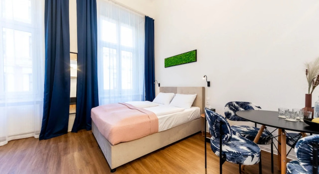 Студия Adagio Downtown Rooms