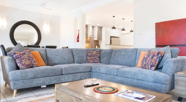 Zen Saltwater Retreat Balcony Pool Seaview, Buchen Sie Ferienwohnung Nightcliff 