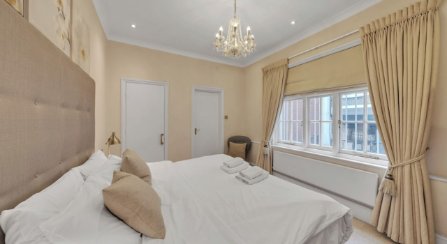 Hertford Flat 4, Забронировать Апартаменты/квартира Апартаменты Лондона, рядом с Кларенс-хаус, Апартаменты/квартира