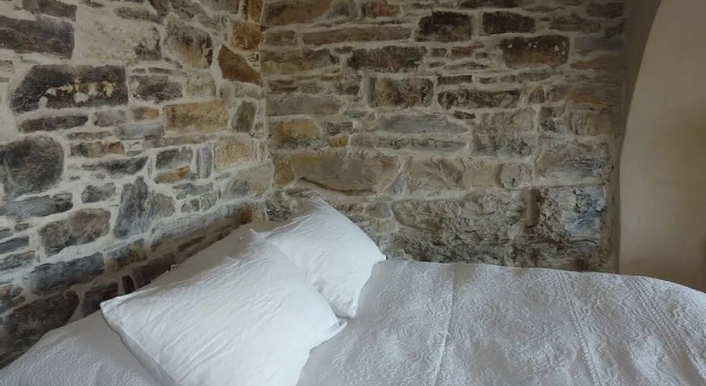 Fico Fiore, Book Hotel Chiusanico Ligurien