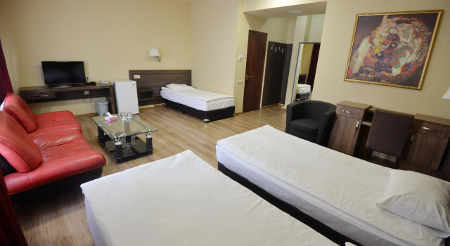 Standard- tredobbelt værelse Yerevan Deluxe Hotel