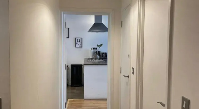 Апартаменты Cosy one Bedroom With Roof Terrace - London Charm