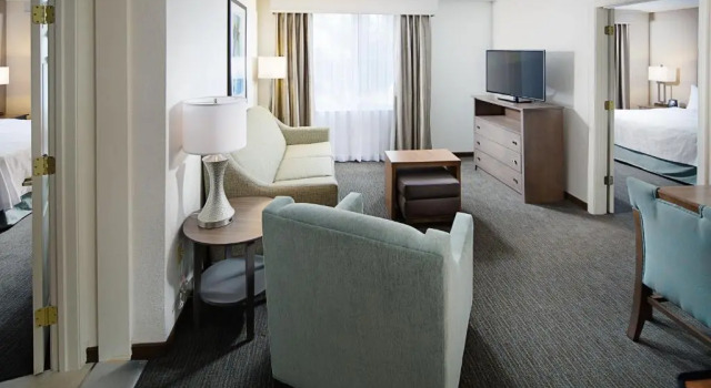 Люкс с 2 комнатами Homewood Suites by Hilton Albuquerque Uptown