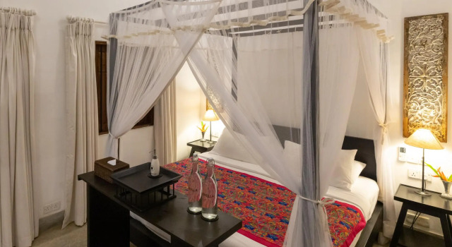 Taru Villas Mawella - Pool House