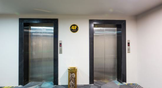 Haoyue Business Hotel(Shijiazhuang Tianshanhai World White Buddha Passenger Transport Terminal), Book Hotel Shijiazhuang Hebei