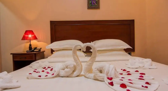 Royal Garden Hotel Mawlamyine, Rezerwuj Hotel Maulmyine Mon State