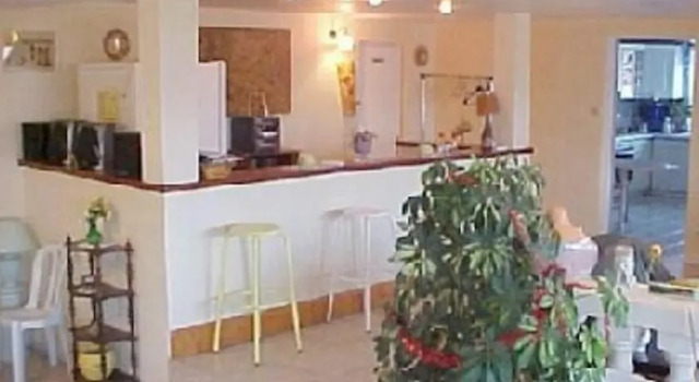 Le Bonheur est dans le Pres, Rezervasyon Otel Montirat Corbières
