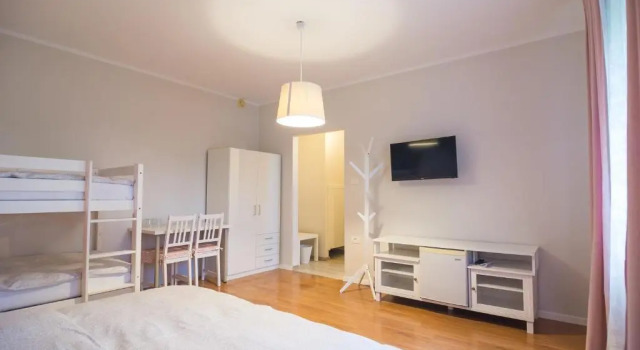 Семейный номер Standard HOP HOUSE Garni Hotel