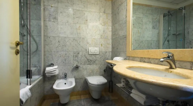 Четырёхместный номер Deluxe с балконом Hotel Villa Cappugi