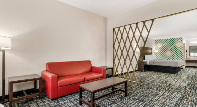 Quality Inn & Suites I-10 near Fiesta Texas, Prenota Hotel San Antonio Bexar County