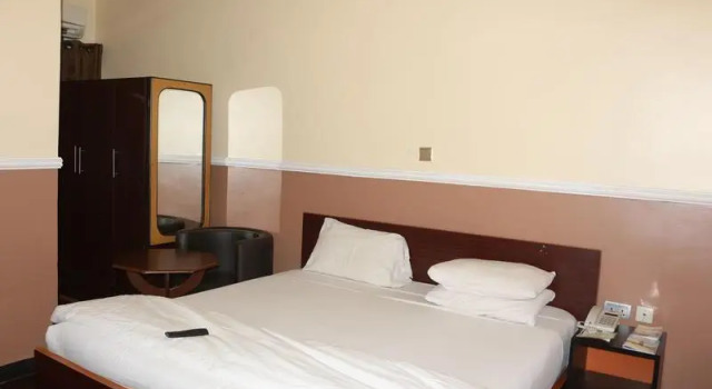 Номер Classic New Point Hotel And Suites