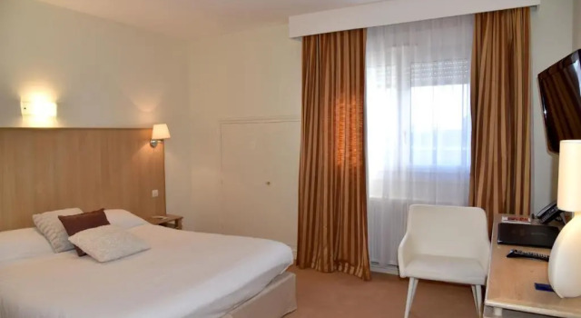 Двухместный номер Standard The Originals City, Hôtel Chantecler, Le Mans