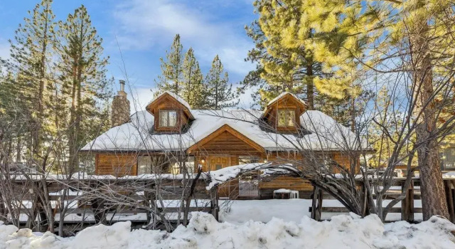 Номер Standard 750 Stanford Avenue 3 Bedroom Cabin by RedAwning