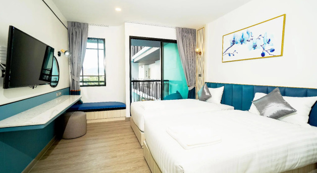 Номер Deluxe с балконом и с видом на бассейн Poolrada Boutique Hotel - SHA Plus