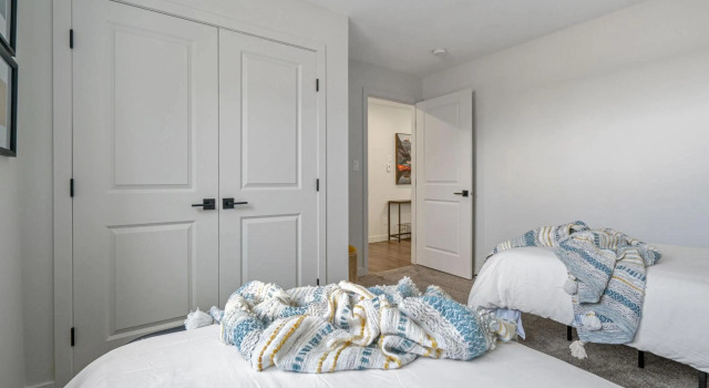 Livingston Way I Sleep 6 I Netflix I Kitchen I TV, Buchen Sie Hotel Pincher Creek Alberta