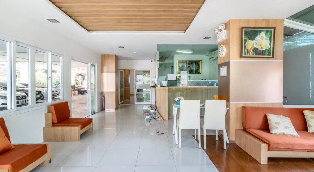 Семейный номер Standard Riski Residence Ngamwongwan