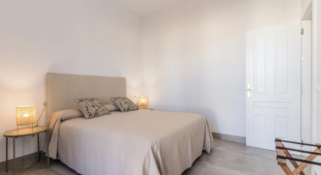 Апартаменты CASA DE LA VEGA SUITES