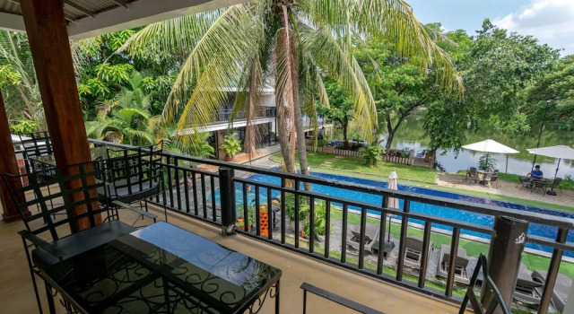 Номер Deluxe Samathi Lake Resort