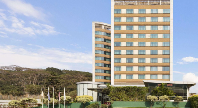Ramada Powai Hotel & Convention Centre, Забронировать Отель Отели штата Махараштры с завтраком, Завтраки