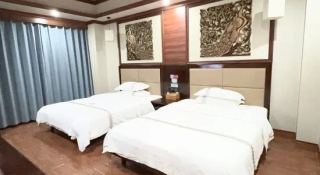 Четырёхместный семейный люкс Deluxe Mancheng Boutique Hotel