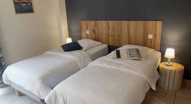 La Minoterie, Đặt Khách sạn Tessy-sur-Vire 