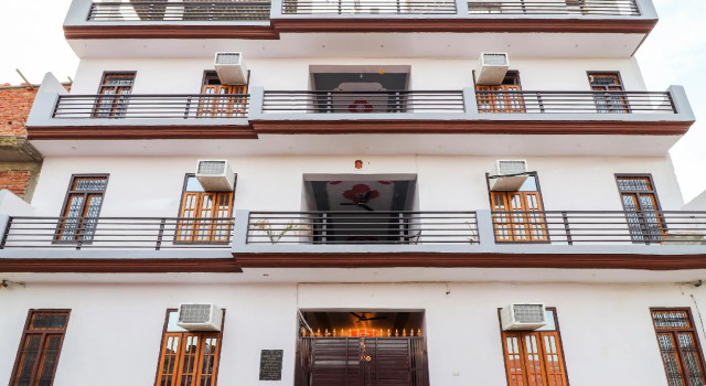OYO 44205 Hotel Aryan Galaxy, Забронировать Отель Буули штат Уттар-Прадеш