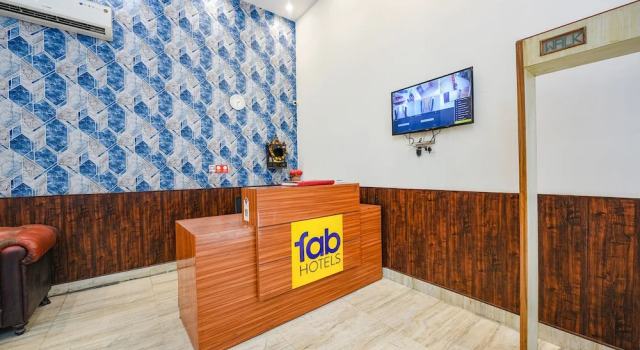 Fabhotel Laxmi Palace, Забронировать Отель Отели Нью-Дели с завтраком, Завтраки