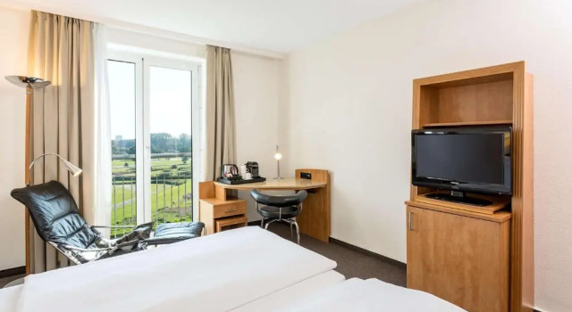 Двухместный номер Standard PLAZA INN Hamburg Horner Rennbahn
