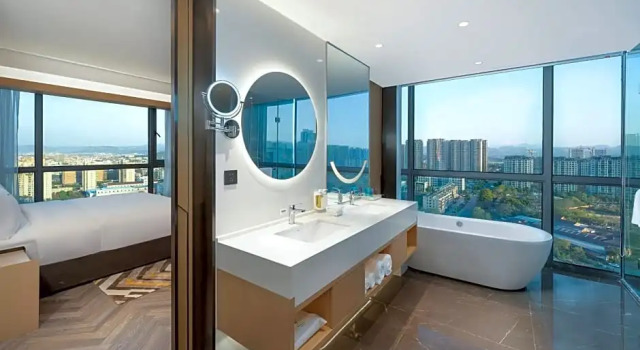 Двухместный люкс c 1 комнатой с видом на город Holiday Inn YONGKANG by IHG
