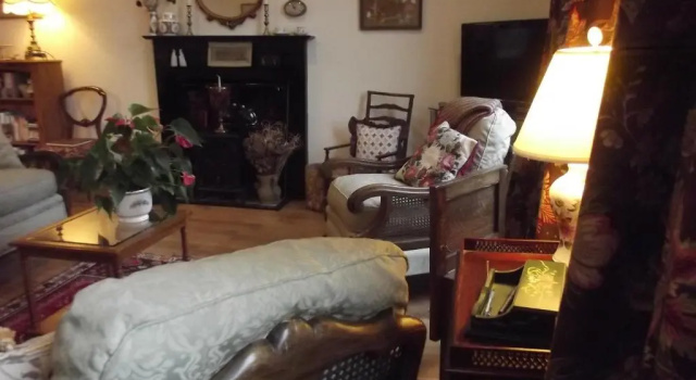 Rocke That Frock Apartment, Varaa Huoneisto Asunnot kohteessa Merseyside, Huoneisto