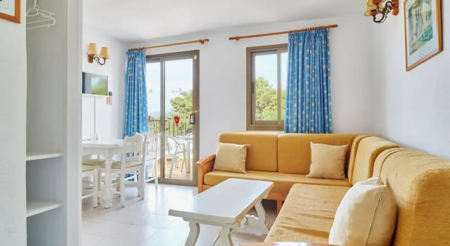 Apartments Casa Luis By Invisa, Book Apartment Hotels in Ibiza with a Pool, Swimming Pool