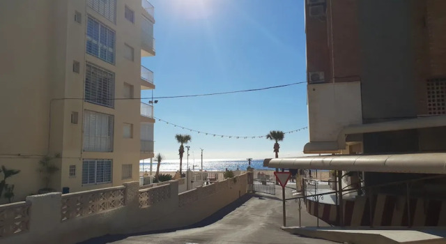Apartamentos Cachirulo, Забронировать Апартаменты/квартира Отели Бенидорм с бассейном, рядом с Концертный зал Бенидорм Палас, Бассейн
