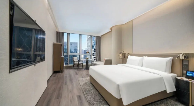 Номер Executive UrCove by Hyatt Shenzhen Bay Mixc